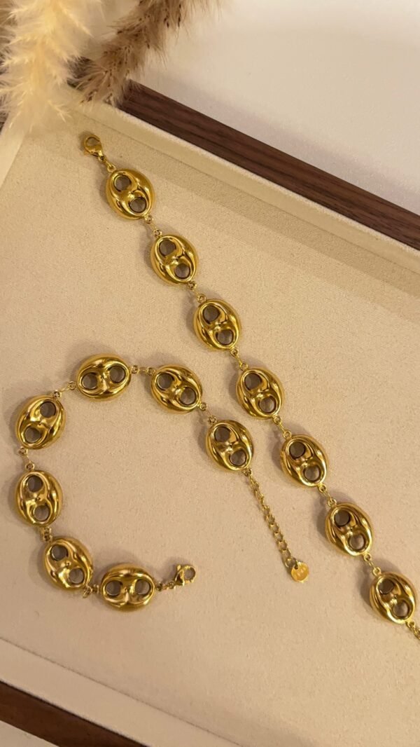 Coffee bean bracelet