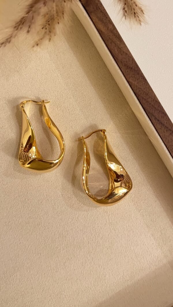 Chunky gold hoop