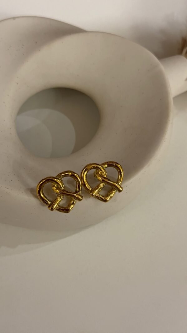 Gold knot studs