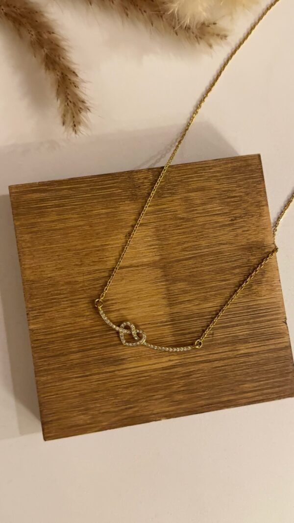 Knot heart necklace