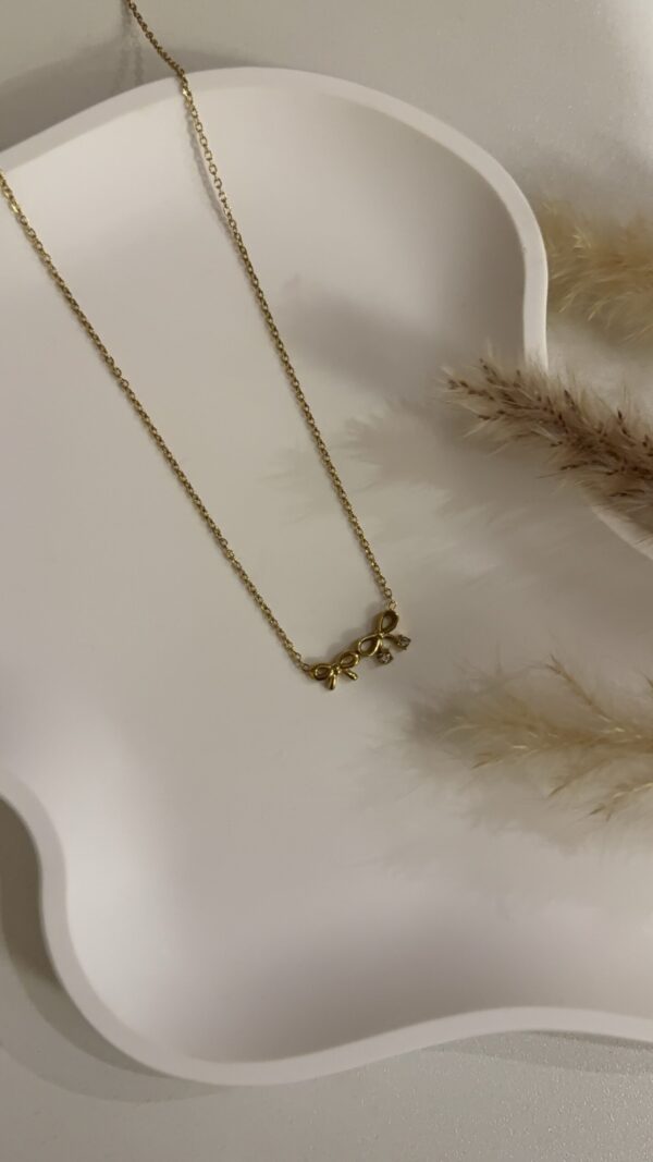 Double bow necklace