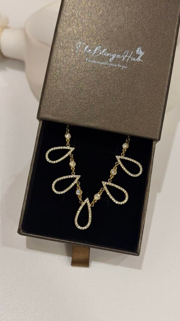 Pear crystal necklace