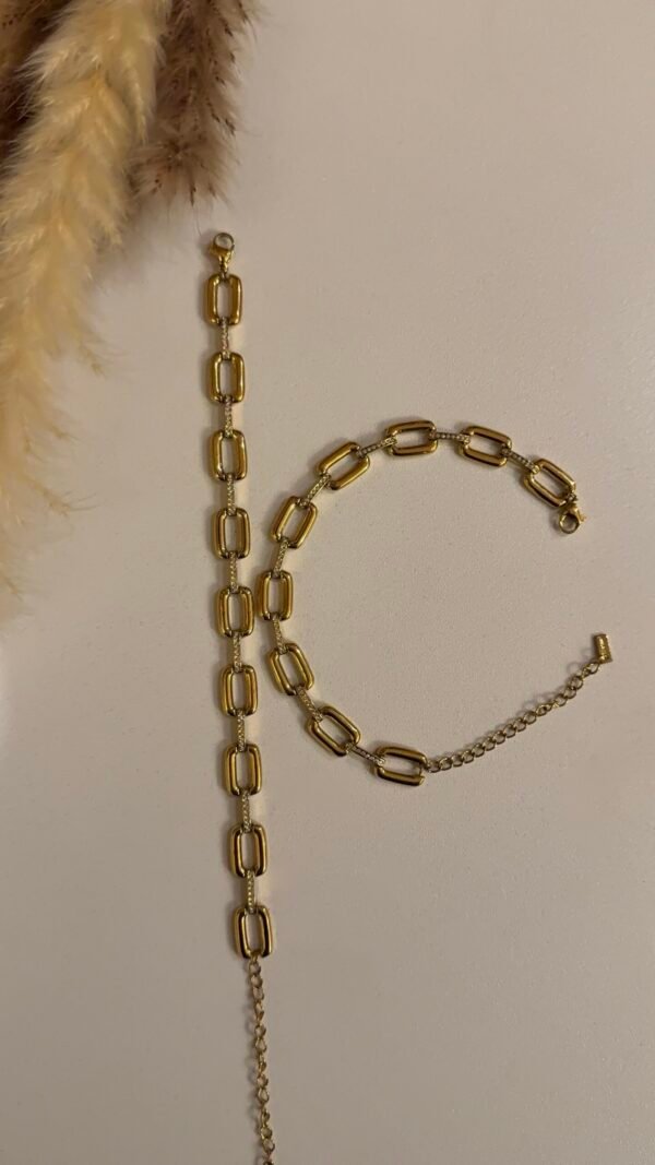 Rhinestone link bracelet